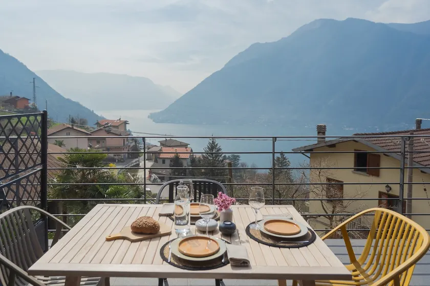 Residenza Maxim with pool by Rent All Como - Image 1