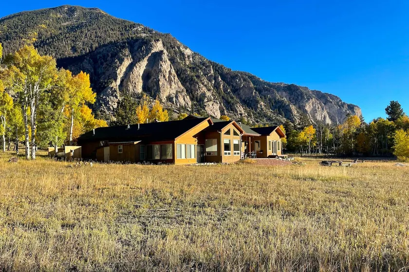 Close to Hot Springs: Chalk Creek Meadows Home! - Image 1