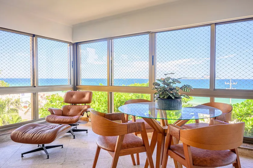 Gorgeous penthouse in Leblon Beach - Image 1