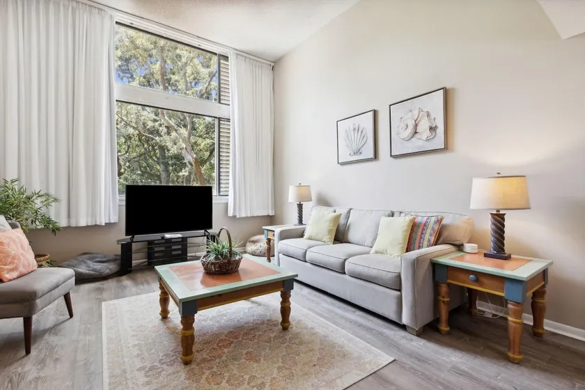 1164 Beach Walker - Adorable oceanfront, just step - Image 1