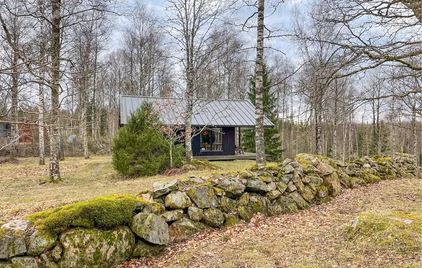 Gorgeous Home In Smålandsstenar - Image 1