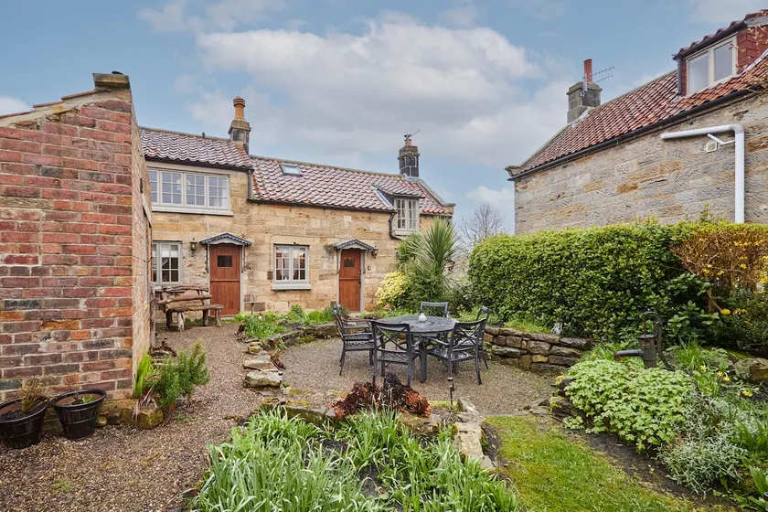 Host & Stay - Colcott Cottage - Image 1
