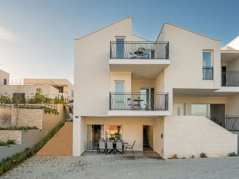 Tica by Interhome - Image 1
