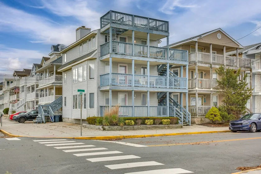 Renovated Ocean City Retreat - Walk to Beach! - Image 1
