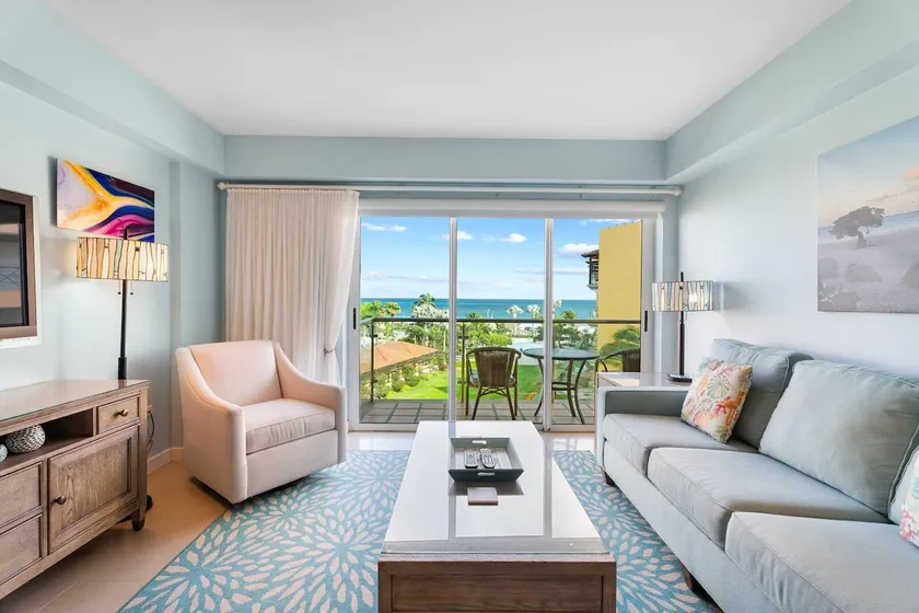 Beachfront - Emerald  View 2BR condo - P416 - Image 1