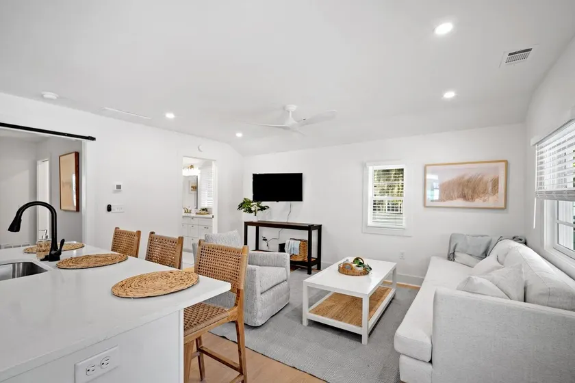 Newly Renovated Coastal Cottage - Downtown Beaufort - Image 1