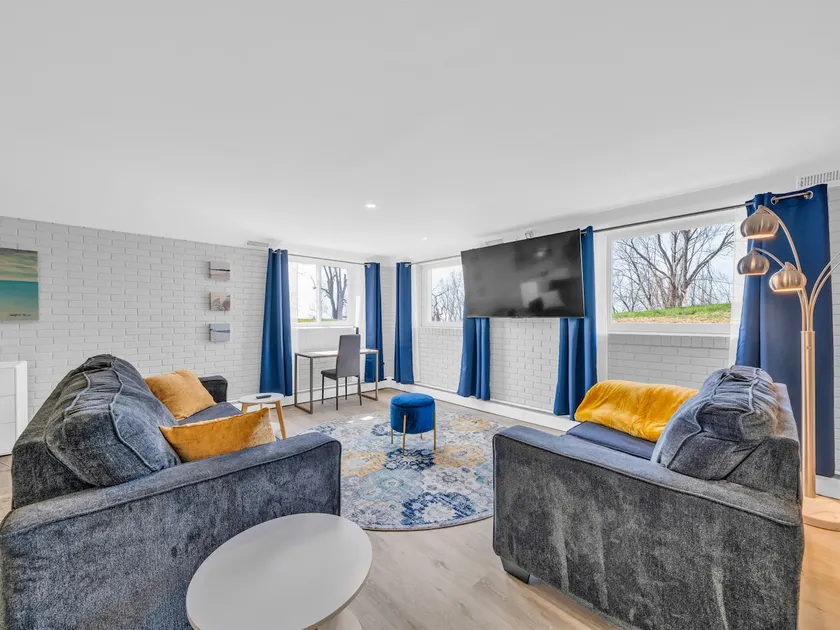 Cliffside Suite #3 - Seacliff Beach Suites - Image 1