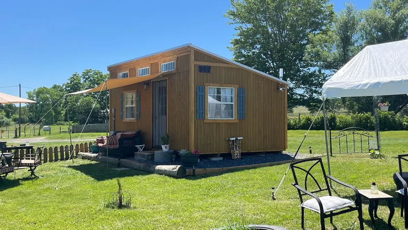 Cozy Tiny Home Retreat On Shenandoah Valley Farm 1 Bedroom Cabin - Image 1