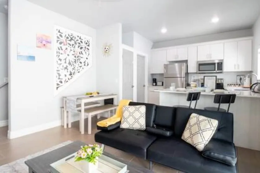 103 · Swimming Pool | Garage Parking | Sleeps 6! - Image 1