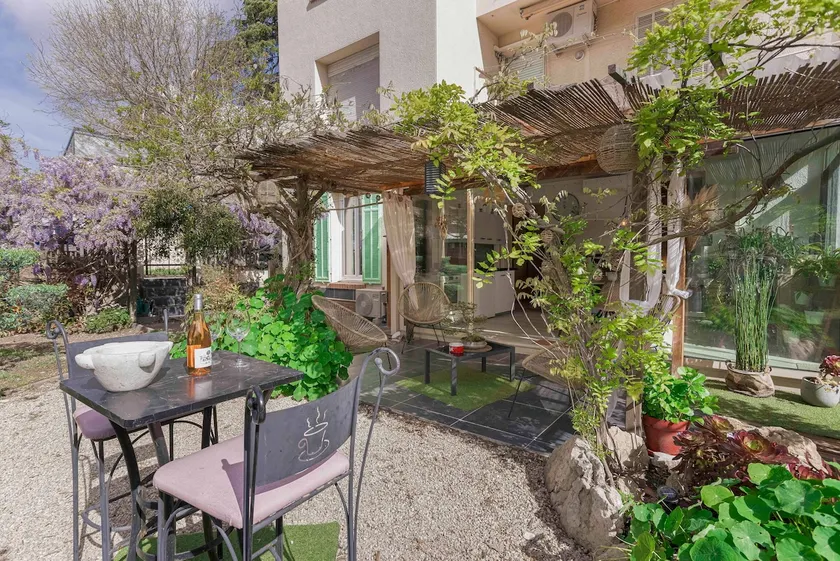 La Maison Fleurie by Halldis - Image 1