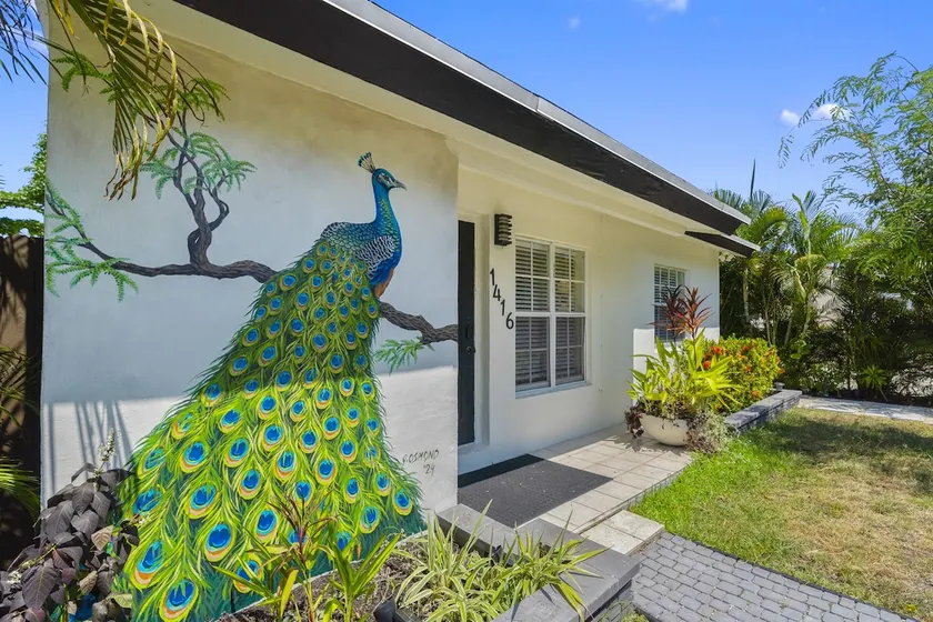 Cottage w Peacocks Managed by BNR Vacation Rentals - Image 1