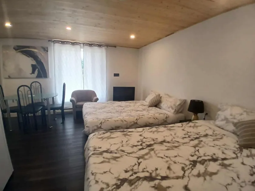 Comfort Studio 2 - Image 1