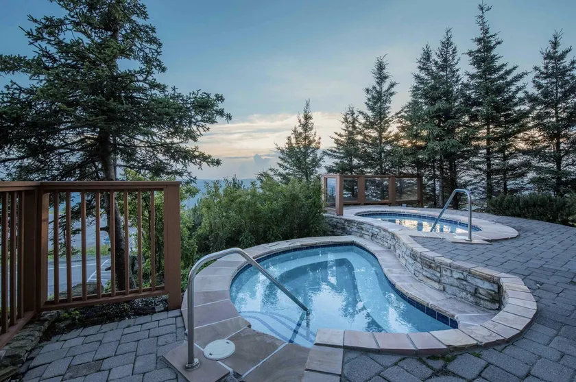 RL 145 - Village summer getaway w/sunset views! - Image 1