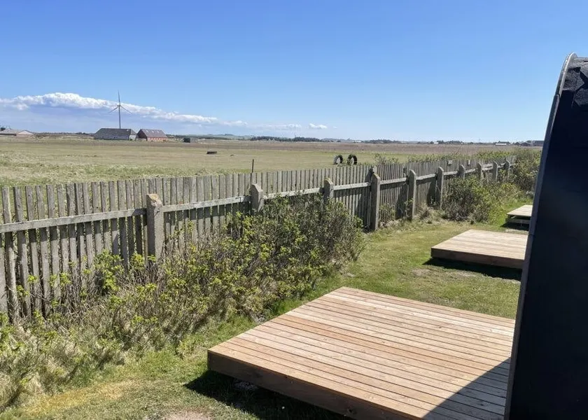Wooden cabin with a view - Image 1