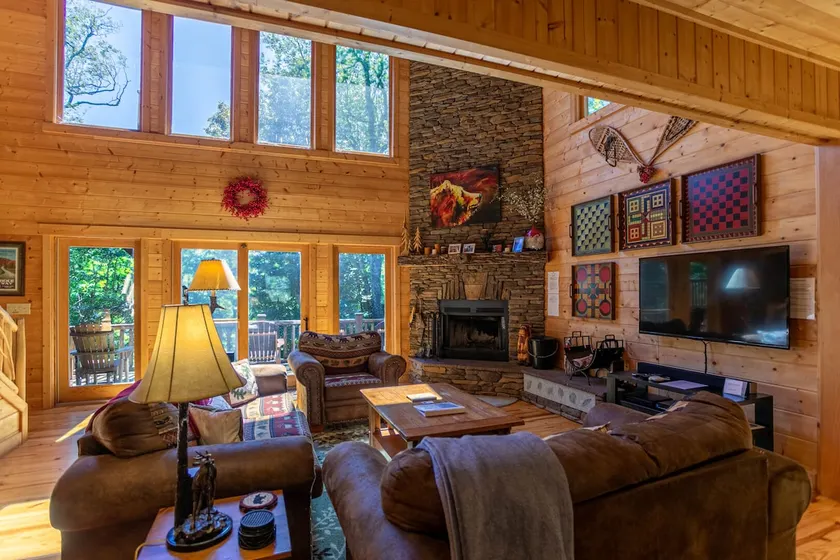 Acorn Lodge - Image 1