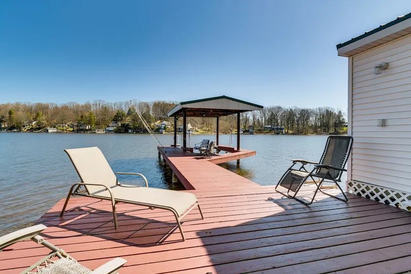 Waterfront Wolcott Vacation Rental w/ Deck & Views - Image 1
