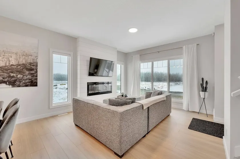 Emerald -3BR Home | Prime Location | Spruce Grove - Image 1
