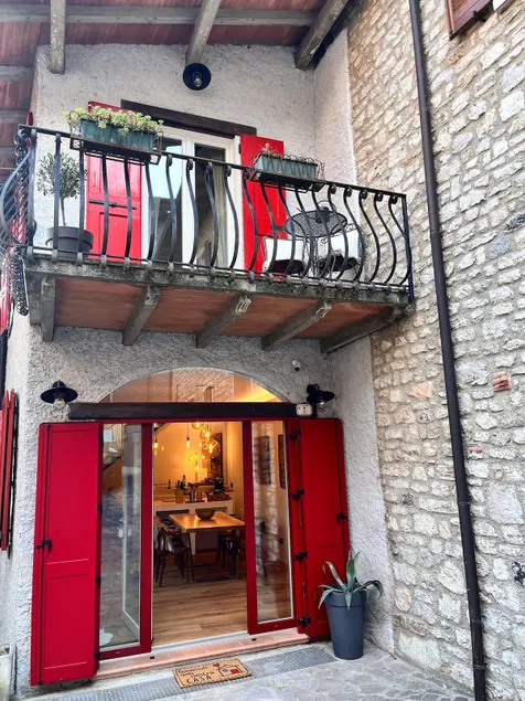 Historic House Gardola - Image 1