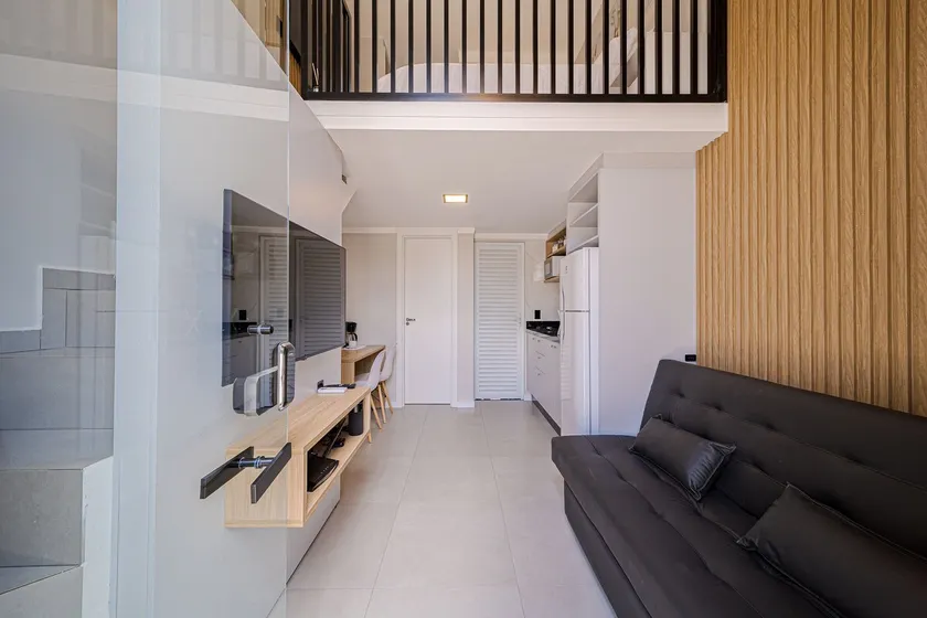 Practical, modern, comfortable, in a great location - Image 1