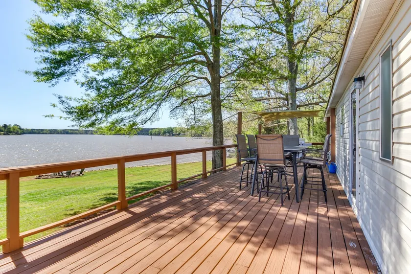 Lakefront Prosperity Home w/ Private Boat Dock - Image 1