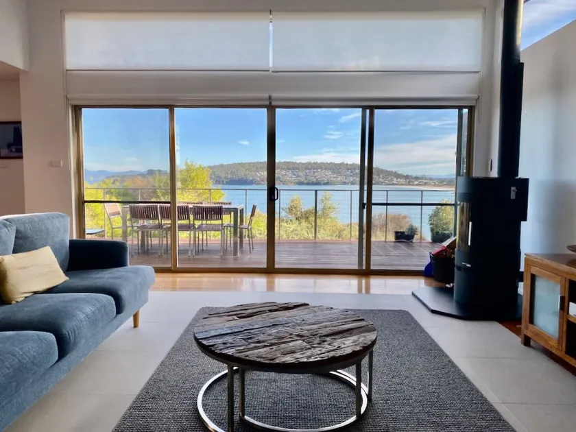 Waterfront Primrose Retreat - Image 1