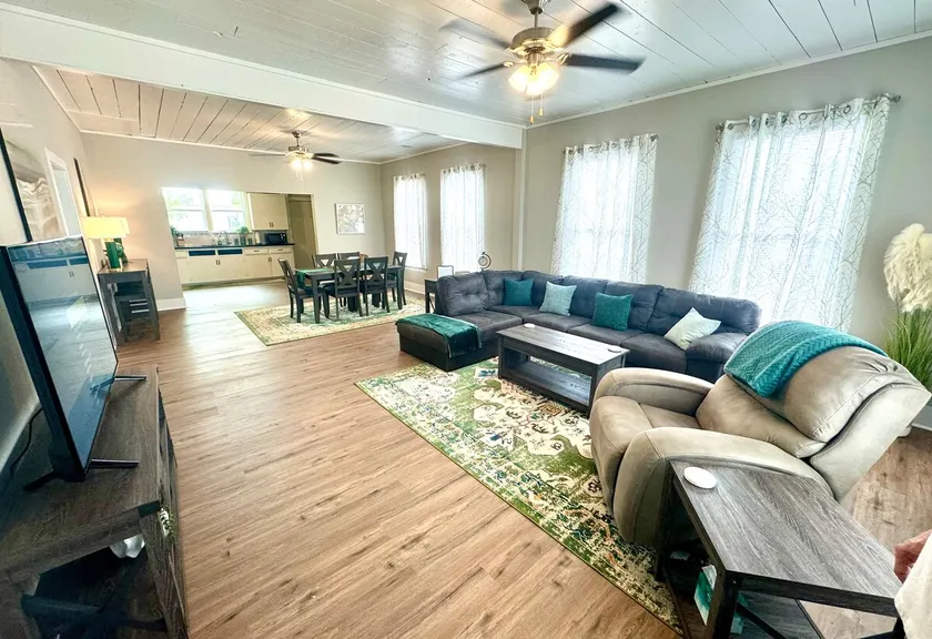 Bright & Airy 2BR 1BA Home Near The Riverfront - Image 1
