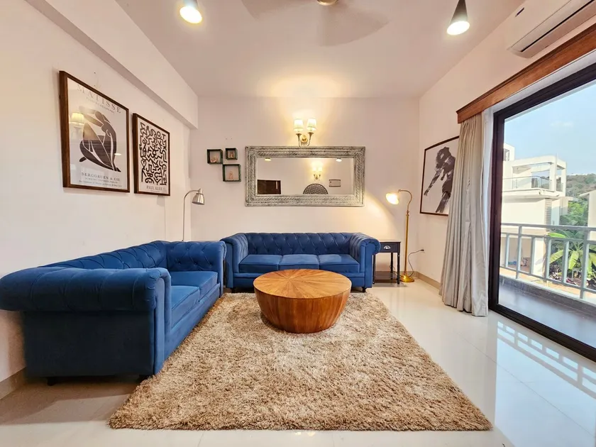 Chic 1BHK Serviced Apartment W/ Pool in Assagao - Image 1