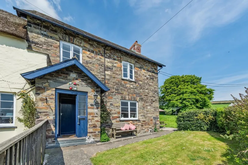 3 Bed in Filleigh oc-b28914 - Image 1
