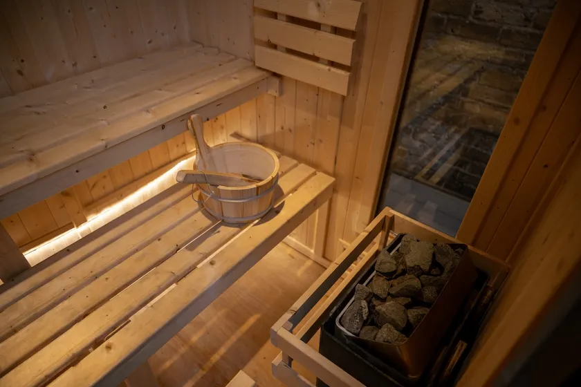 Central Margate house with sauna & private garden - Image 1