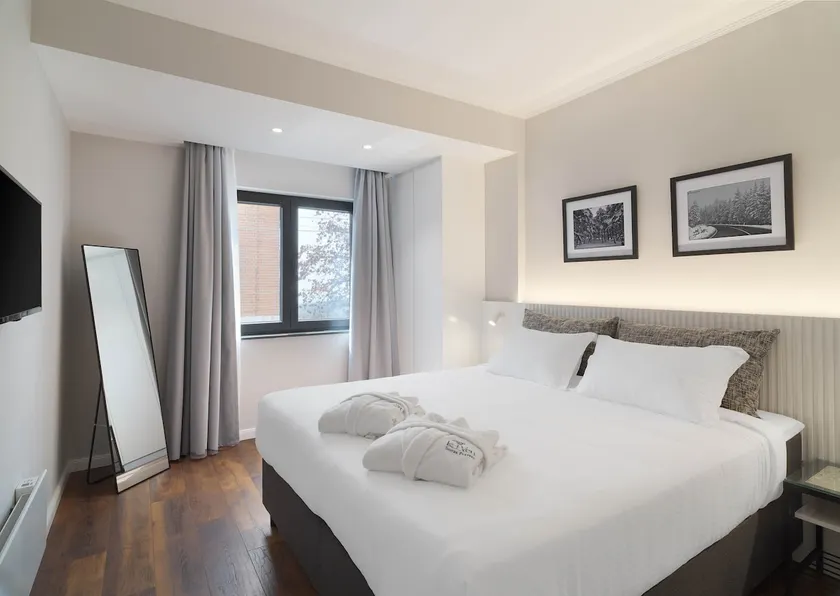 Eco-Deluxe-Apartment-Ensuite mit Dusche-Balkon - Image 1