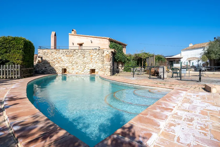 Casa Teresina · 100 m² · 3 Schlafzimmer mit eigenem Bad · Pool · Klimaanlage · WLAN - Image 1