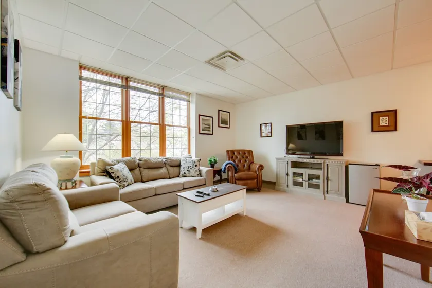 1 Mi to Allegheny River: Cozy Apt w/ Shared Patio! - Image 1