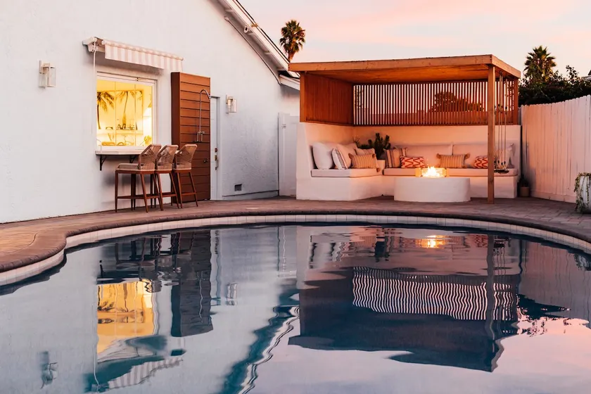 Family Retreat, Heated Pool + Spa - Image 1