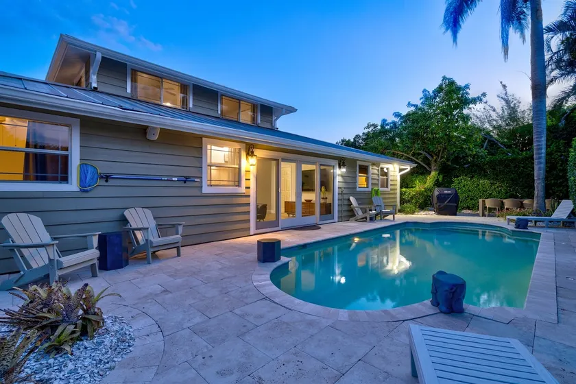 Manatee River Views| Pool, Game Room + Near AMI - Image 1