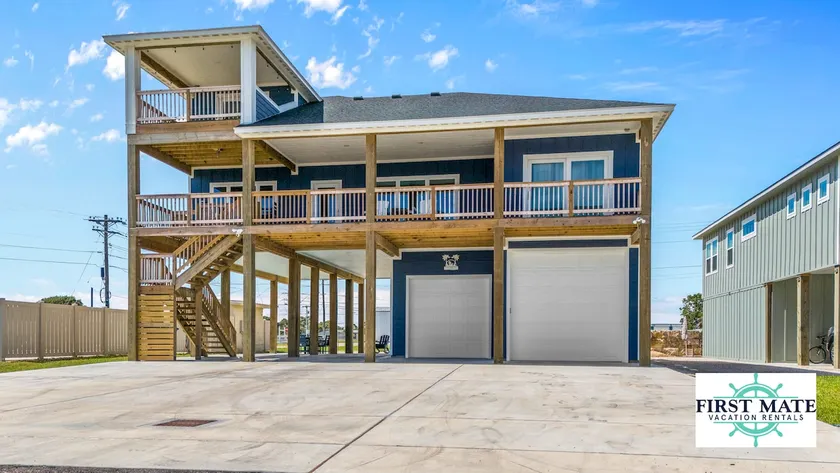 Anchors Aweigh Fantastic Home Views Guests Love - Image 1