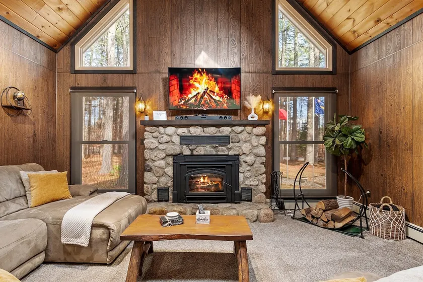 NEW! Woodland Retreat - Hot tub Game Room Firepit - Image 1