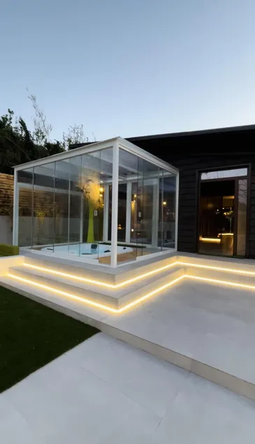 Spera Luxury - Image 1