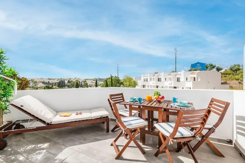 CLUB ALBUFEIRA - 2 bedroom apartment, air conditioning and pools - Image 1