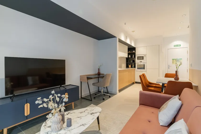 Xo Living Apartments Av. de America , Bright apar. - Image 1