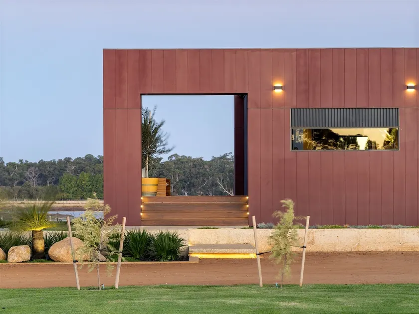 Samphire Chalet Tuart - Luxury Amidst Nature - Image 1
