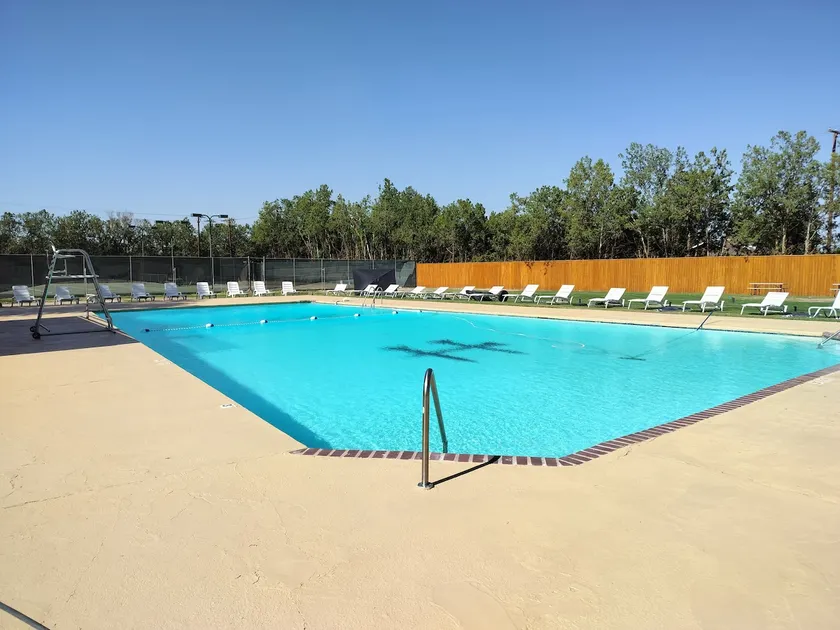 Peaceful Retreat near Tech w/ GOLF, POOL, Game Rm - Image 1