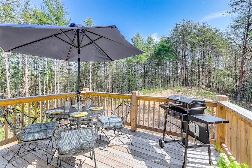 Near Hiking & Fishing: Reliance Home w/ Fire Pit! - Image 1