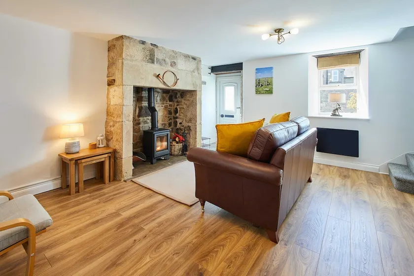 Host & Stay - Rose Cottage - Image 1