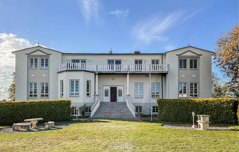 Beautiful Apartment in Hohen Wieschendorf With 1 Bedrooms and Wifi - Image 1
