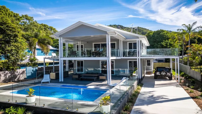 Paradise Beach House - Image 1