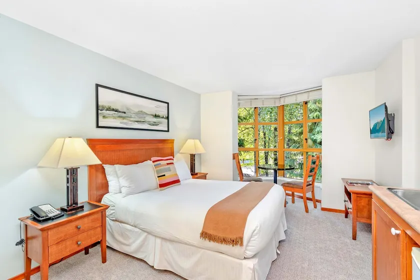 Deluxe Forest View Suites Cascade Lodge Whistler - Image 1