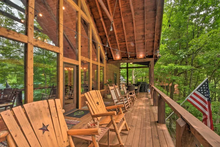 Luxe Lakefront Lodge w/ Dock , Hot Tub & Game Room - Image 1
