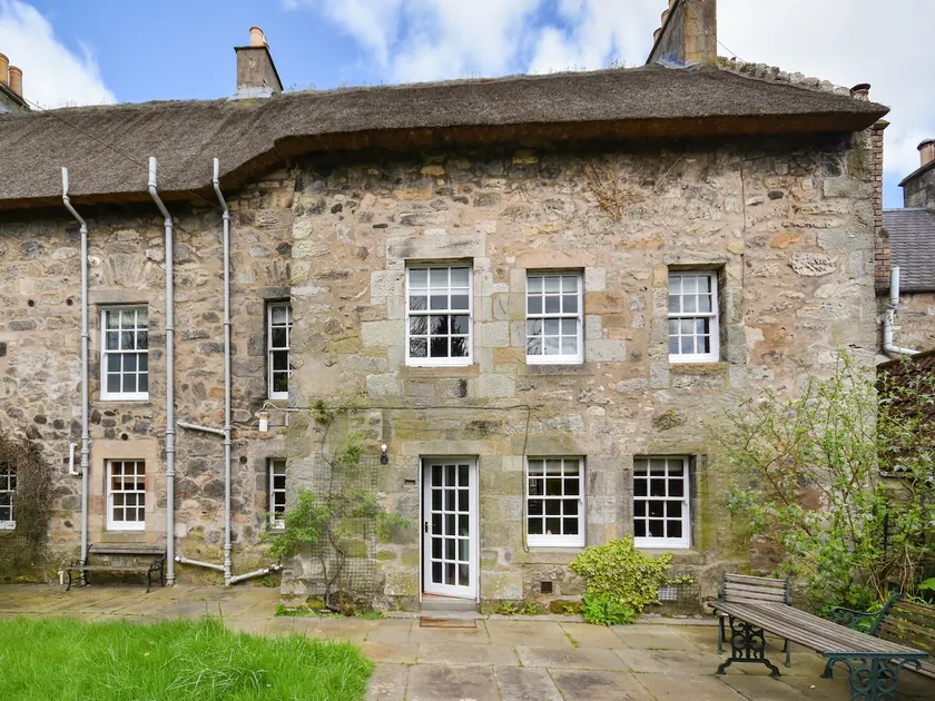 Moncrieff House - Image 1