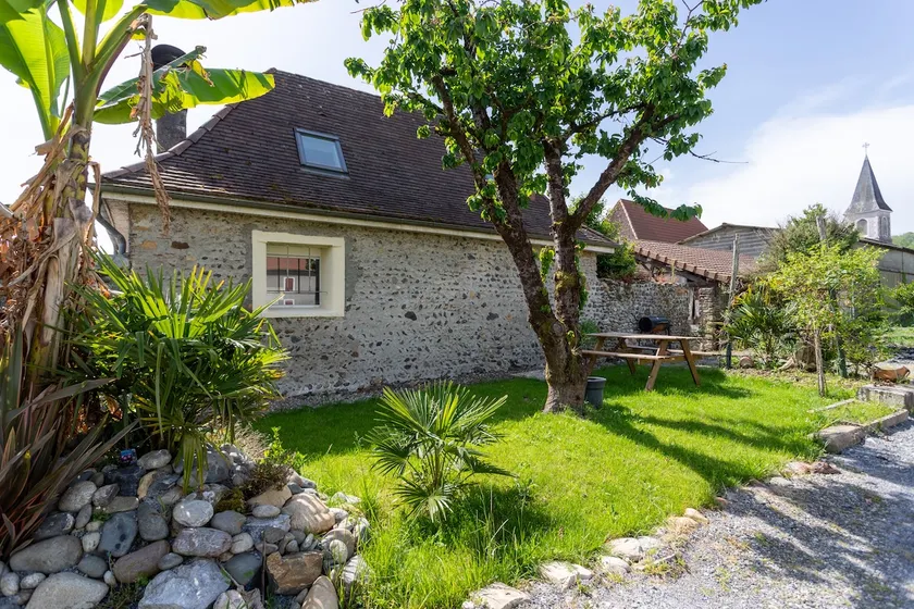 Casa vacanze 'Gîte les Charmilles' con terrazza privata, giardino privato e Wi-Fi - Image 1