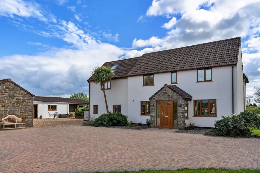 Finest Retreats - Stone Bow Farmhouse - Image 1